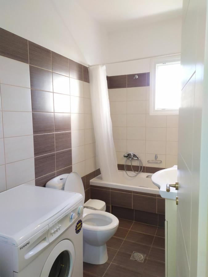 Lily'S Apartment Ioannina Bagian luar foto